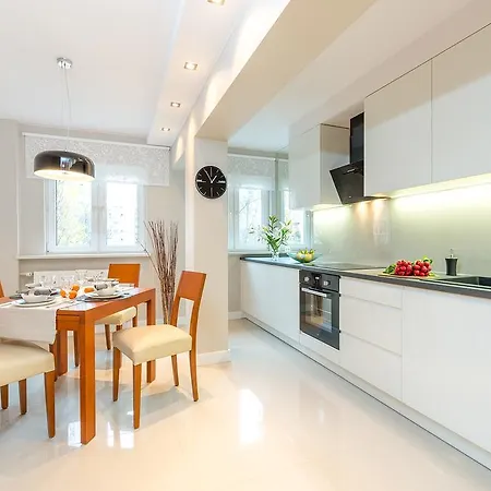 شقة P&o Emilii Plater